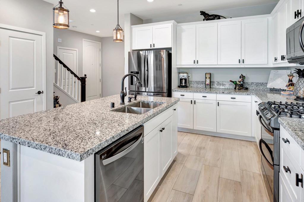 4146 Mission Tree Way Oceanside, CA 92057 - Photo 12 of 51