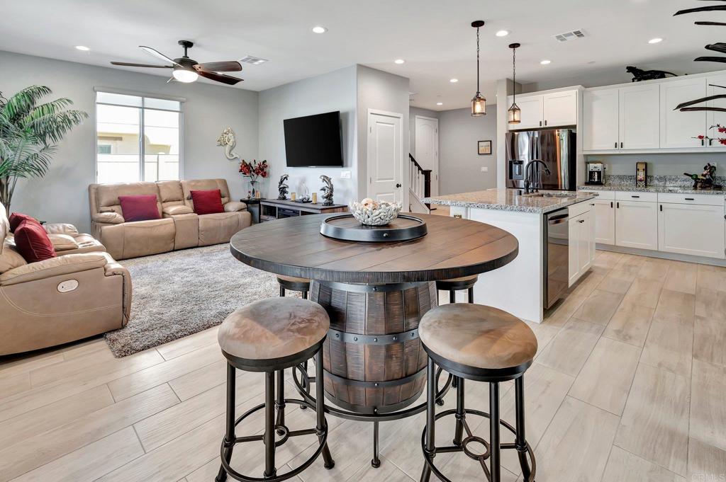 4146 Mission Tree Way Oceanside, CA 92057 - Photo 14 of 51