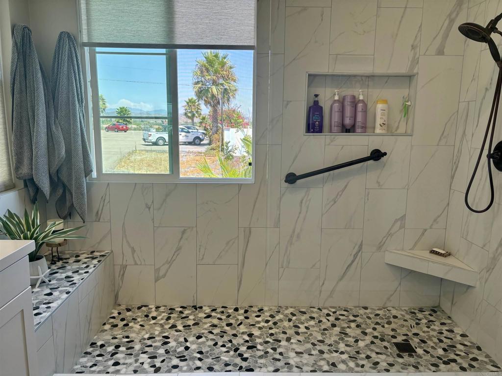 4146 Mission Tree Way Oceanside, CA 92057 - Photo 20 of 51