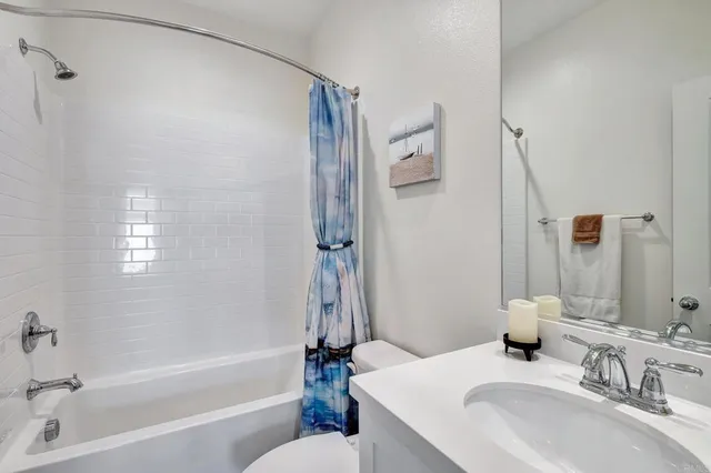 $999,950 | 4146 Mission Tree Way, Oceanside, CA 92057