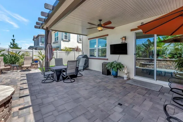 $999,950 | 4146 Mission Tree Way, Oceanside, CA 92057