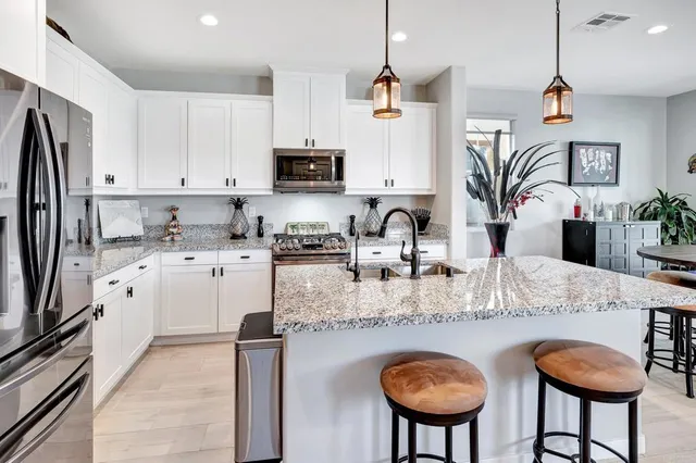 $999,950 | 4146 Mission Tree Way, Oceanside, CA 92057