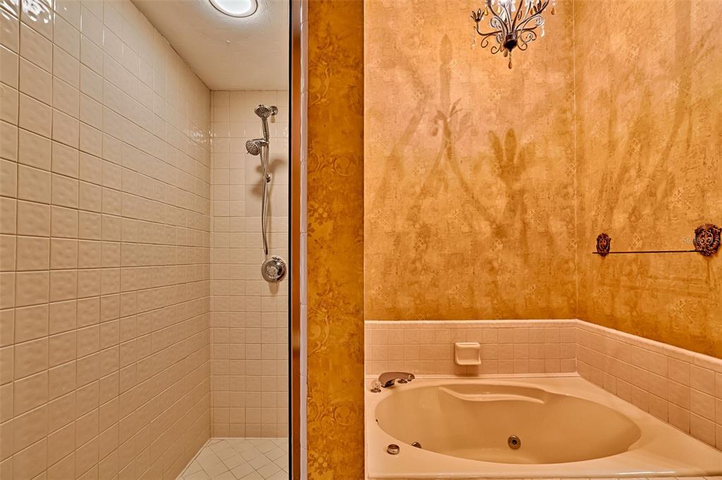 23 Northwest 48th Boulevard, Unit K Gainesville, FL 32607 - Photo 17 of 33