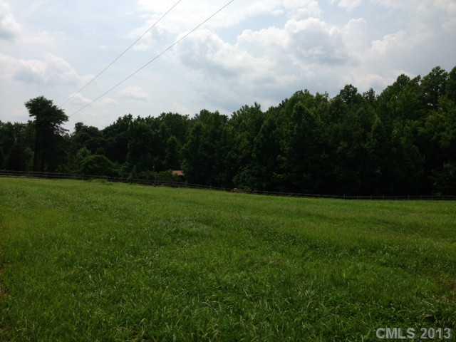1477 Robinson Yelton Road Clover, SC 29710 - Photo 15 of 16 Gallery Image 15