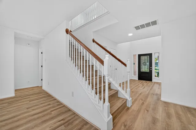 $2,550 | 17422 Bending Post Drive, Houston, TX 77095