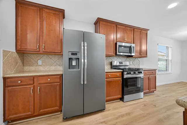 $2,550 | 17422 Bending Post Drive, Houston, TX 77095