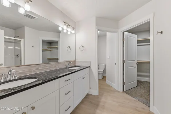 $407,850 | 1607 Castlewood Court, Unit PHASE 11 LOT 299) SPEC, Grandview, WA 98930