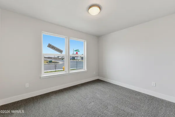 $407,850 | 1607 Castlewood Court, Unit PHASE 11 LOT 299) SPEC, Grandview, WA 98930