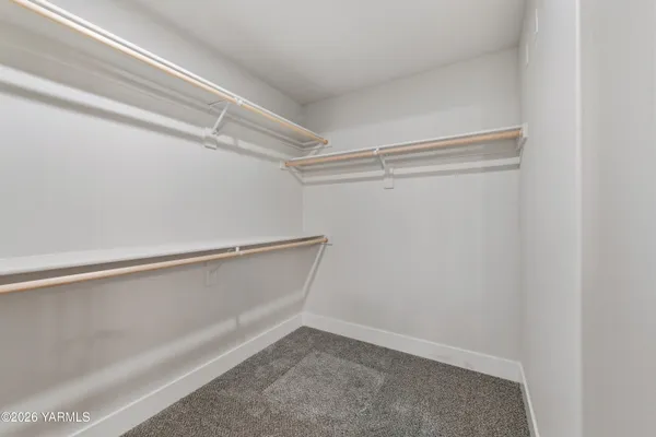 $407,850 | 1607 Castlewood Court, Unit PHASE 11 LOT 299) SPEC, Grandview, WA 98930