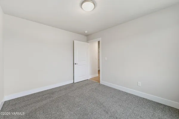 $407,850 | 1607 Castlewood Court, Unit PHASE 11 LOT 299) SPEC, Grandview, WA 98930