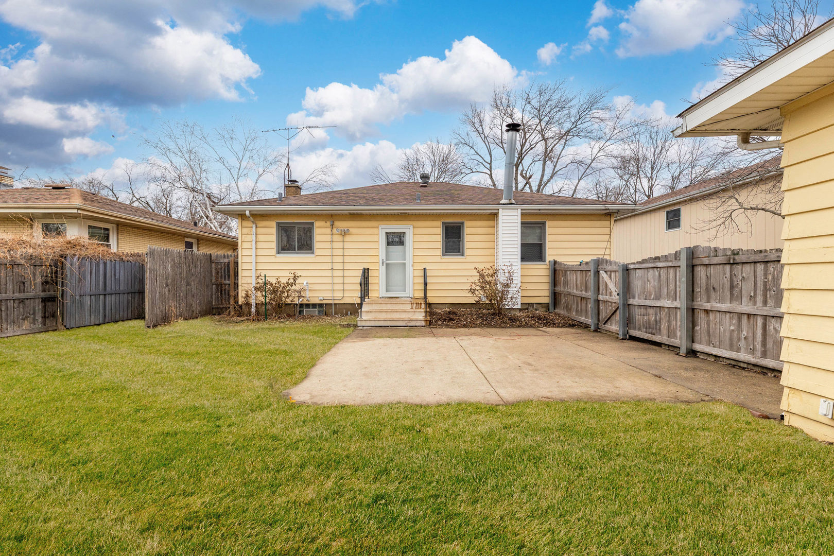 1210 Campbell Street Joliet, IL 60435 - Photo 14 of 15