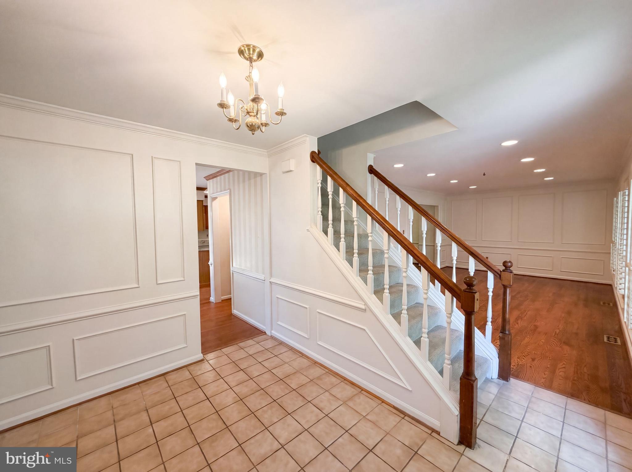 4819 Powell Road Fairfax, VA 22032 - Photo 7 of 63