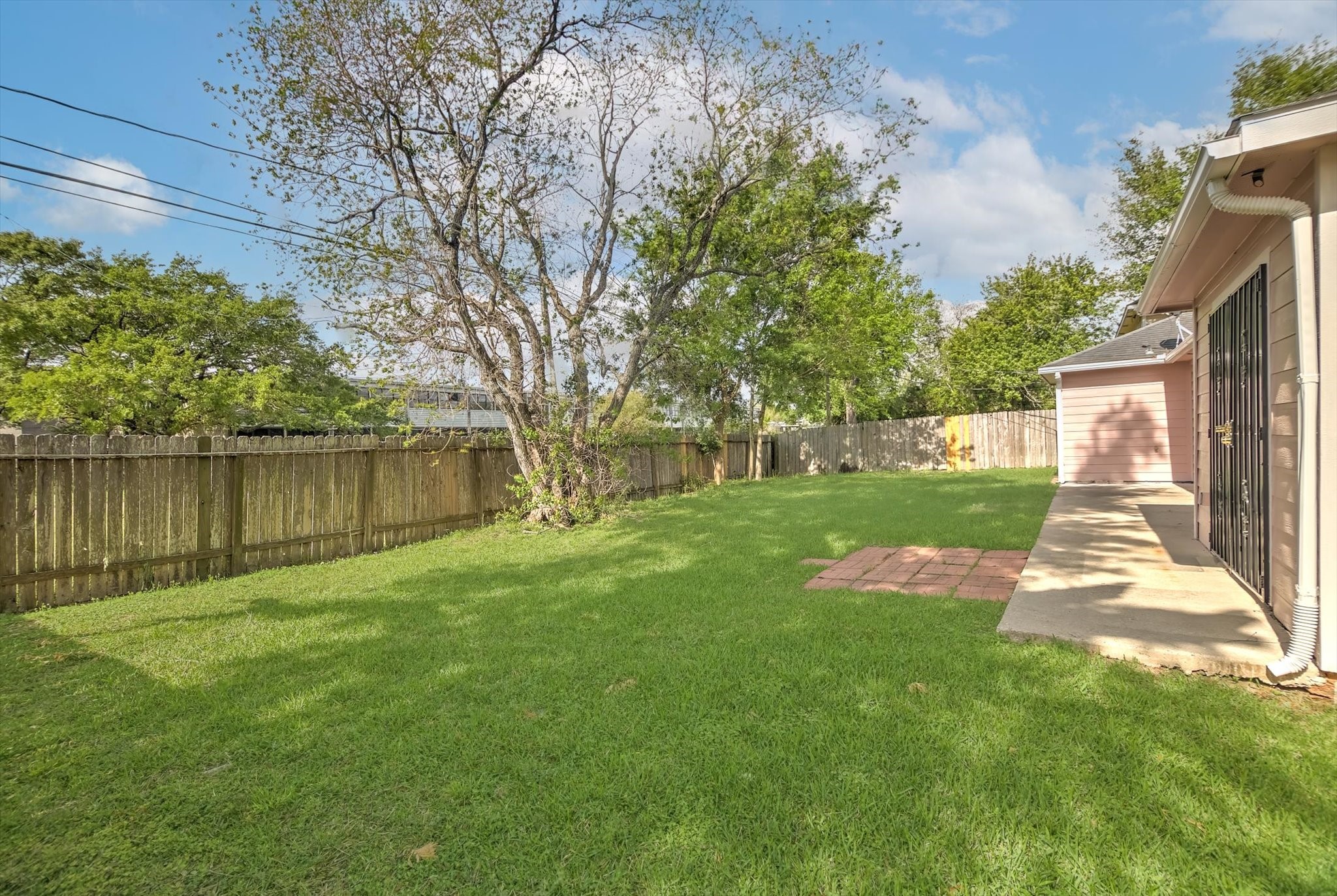5418 Pershing Street Houston, TX 77033 - Photo 34 of 36