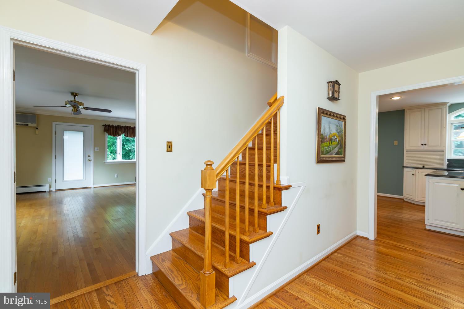 260 Buttonwood Road Landenberg, PA 19350 - Photo 4 of 44 Well kept hardwood floors throughout!