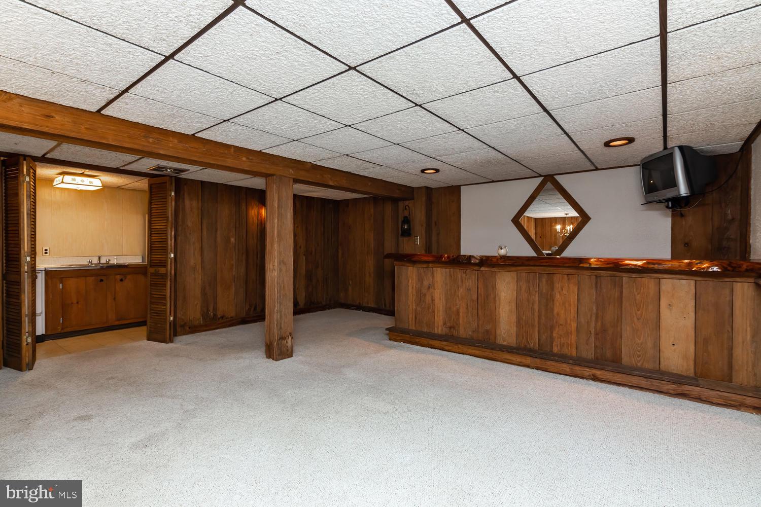 260 Buttonwood Road Landenberg, PA 19350 - Photo 32 of 44 Rec Room with bar