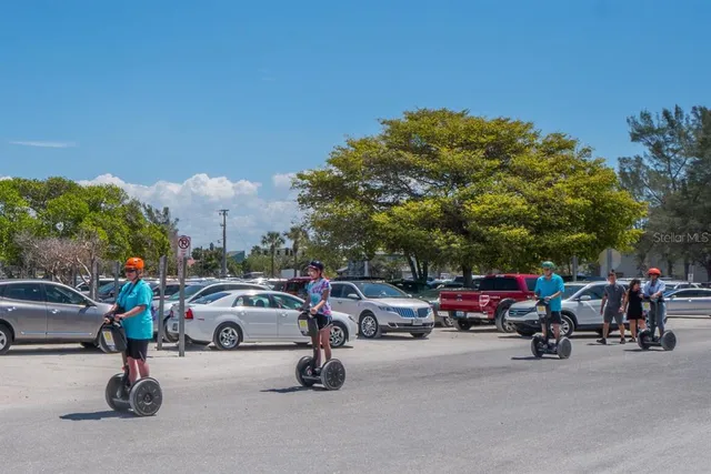 $1,149,000 | 5200 Gulf Drive, Unit 408, Holmes Beach, FL 34217