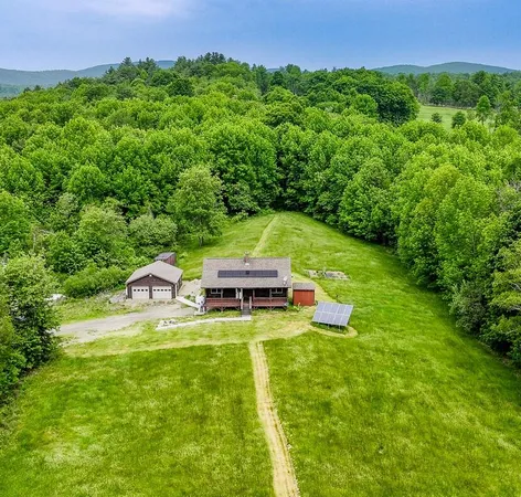 $425,000 | 32 Pennyroyal Lane, Jackson, ME 04921