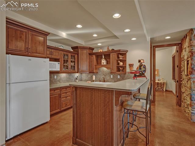 3941 High Forest Road Colorado Springs, CO 80908 - Photo 19 of 40 Gallery Image 19