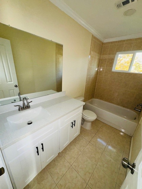 2007 Bridge Cross Lane Houston, TX 77067 - Photo 6 of 13 a spacious bathroom with a double vanity sink toilet mirror and shower
