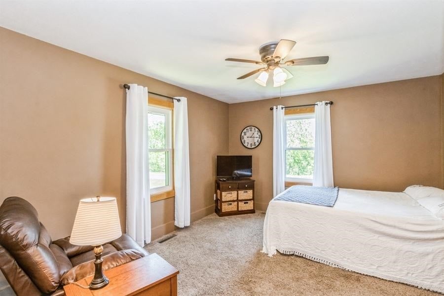 3271 Bayertown Road Southwest Riverside, IA 52327 - Photo 10 of 30 Gallery Image 10