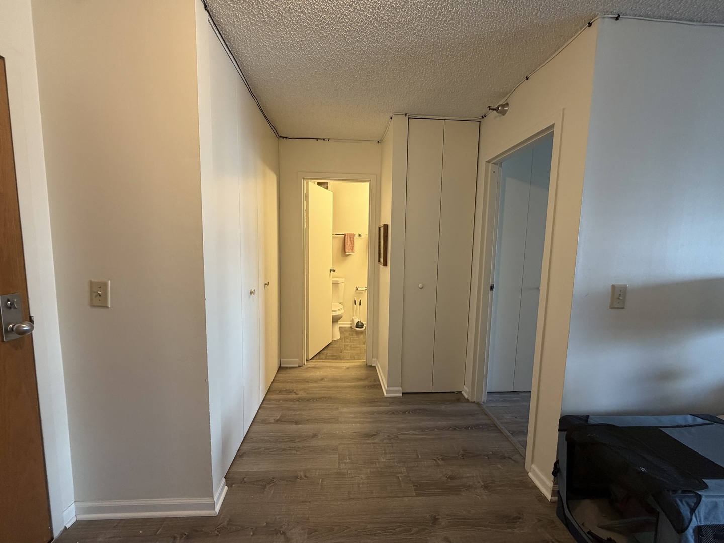 200 North Dearborn Street, Unit 2405 Chicago, IL 60601 - Photo 5 of 9