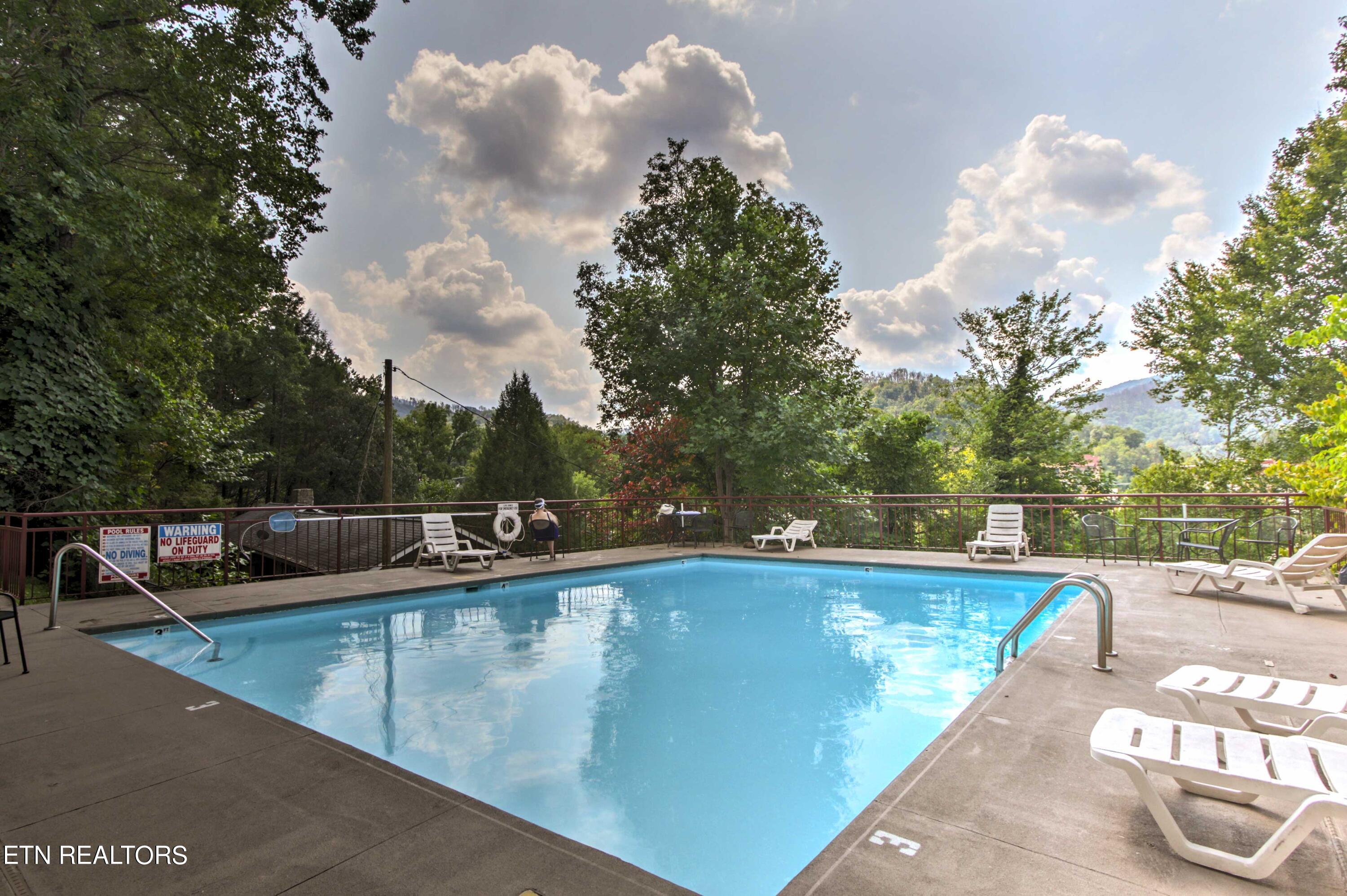 354 East Holly Ridge Road, Unit 606 Gatlinburg, TN 37738 - Photo 13 of 46 Set08