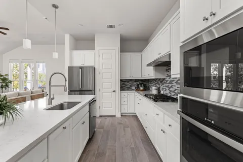 $1,149,000 | 2605 McBee Street, Austin, TX 78723