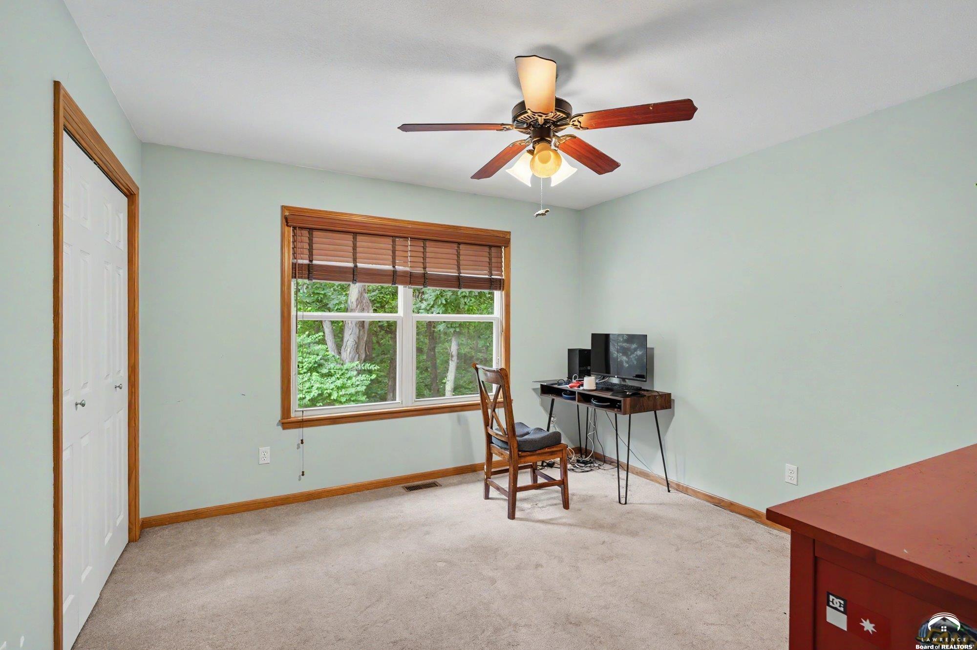 3238 Huntington Road Lawrence, KS 66049 - Photo 19 of 49
