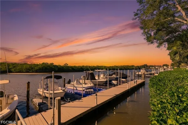 $385,000 | 242 Newport Drive, Unit 509, Naples, FL 34114