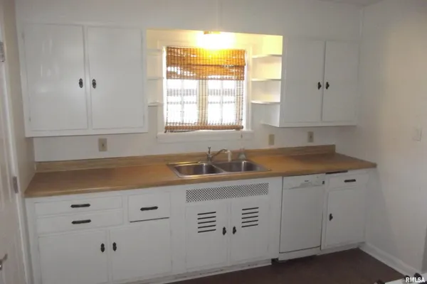 $158,900 | 441 Jackson Parkway, Springfield, IL 62704