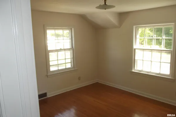 $158,900 | 441 Jackson Parkway, Springfield, IL 62704