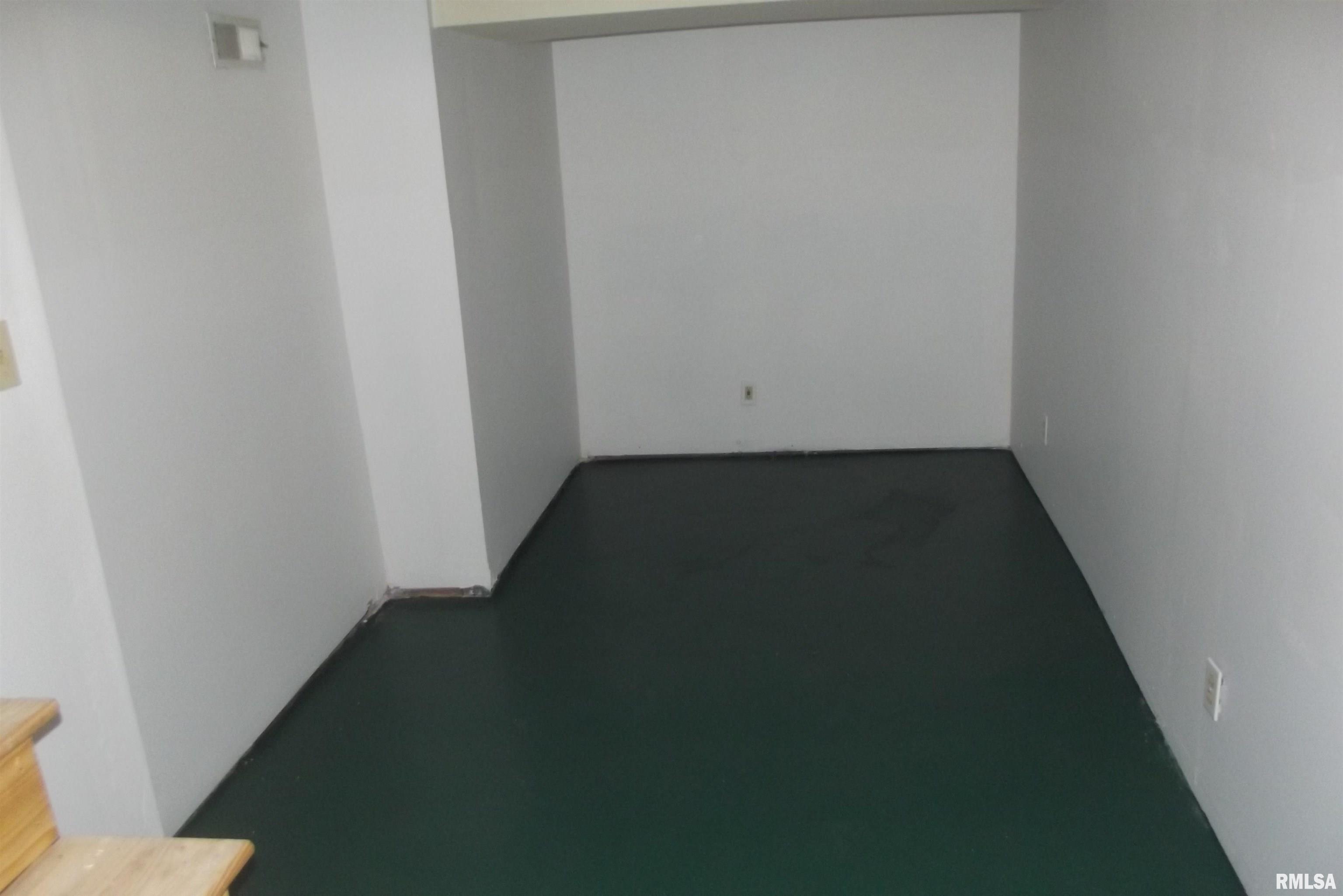 441 Jackson Parkway Springfield, IL 62704 - Photo 24 of 25