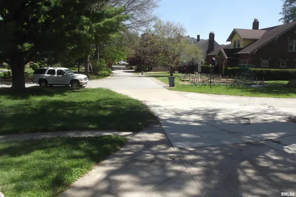 $158,900 | 441 Jackson Parkway, Springfield, IL 62704