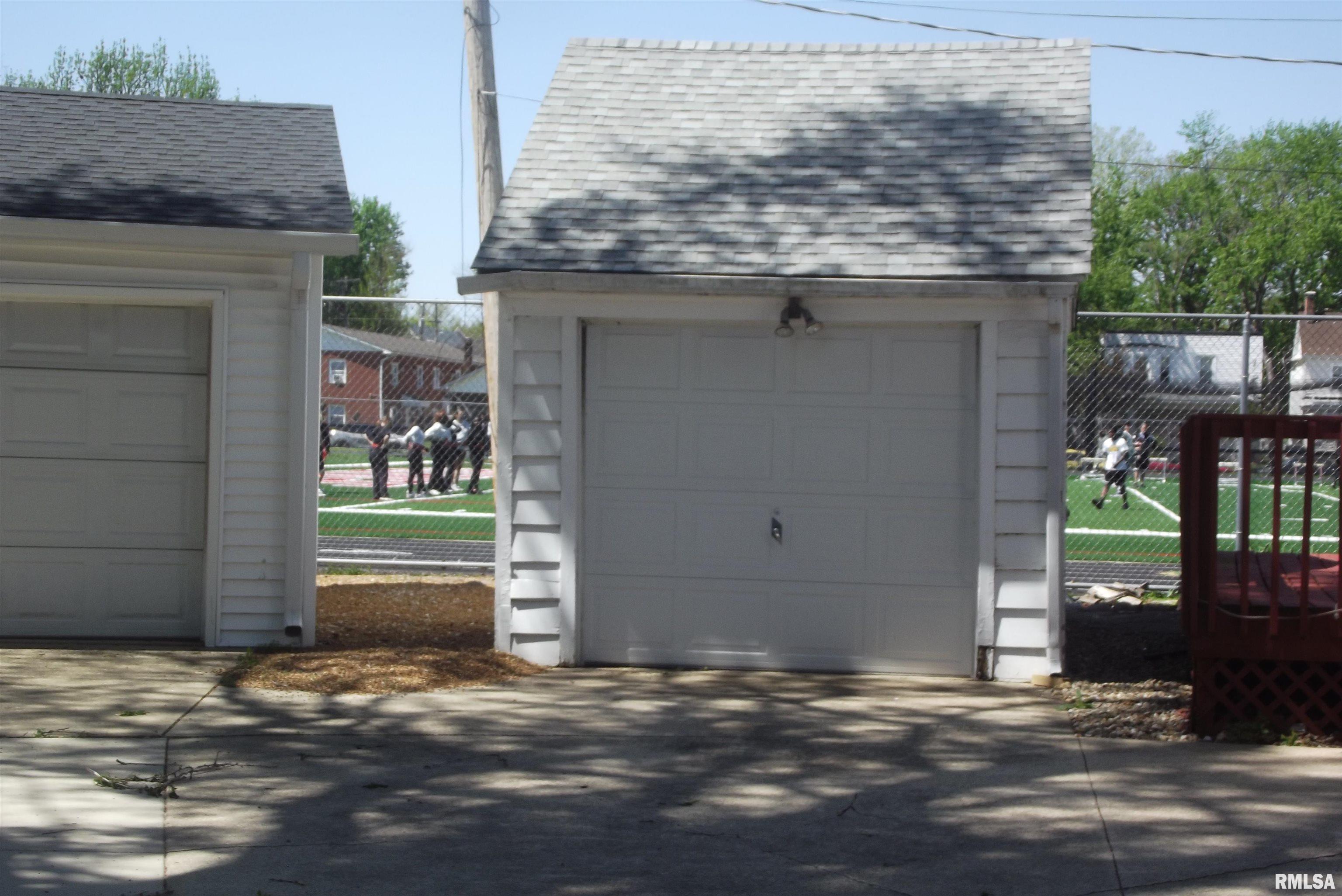 441 Jackson Parkway Springfield, IL 62704 - Photo 8 of 25