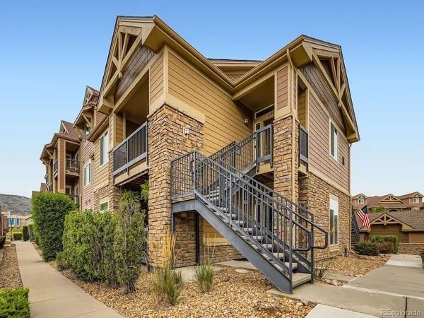 $429,000 | 10061 West Victoria Place, Unit 204, Littleton, CO 80127