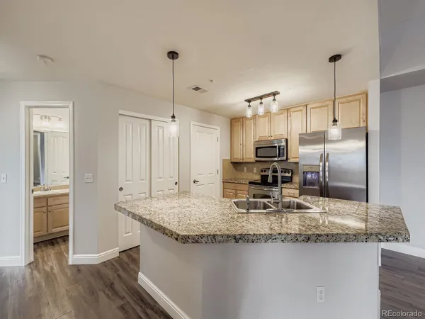 $429,000 | 10061 West Victoria Place, Unit 204, Littleton, CO 80127