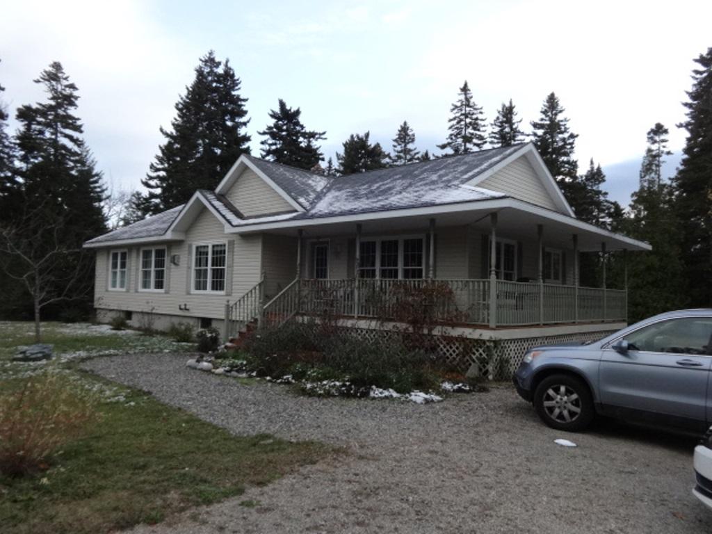 4 Richtown Road Tremont, ME 04612 - Photo 3 of 16 3