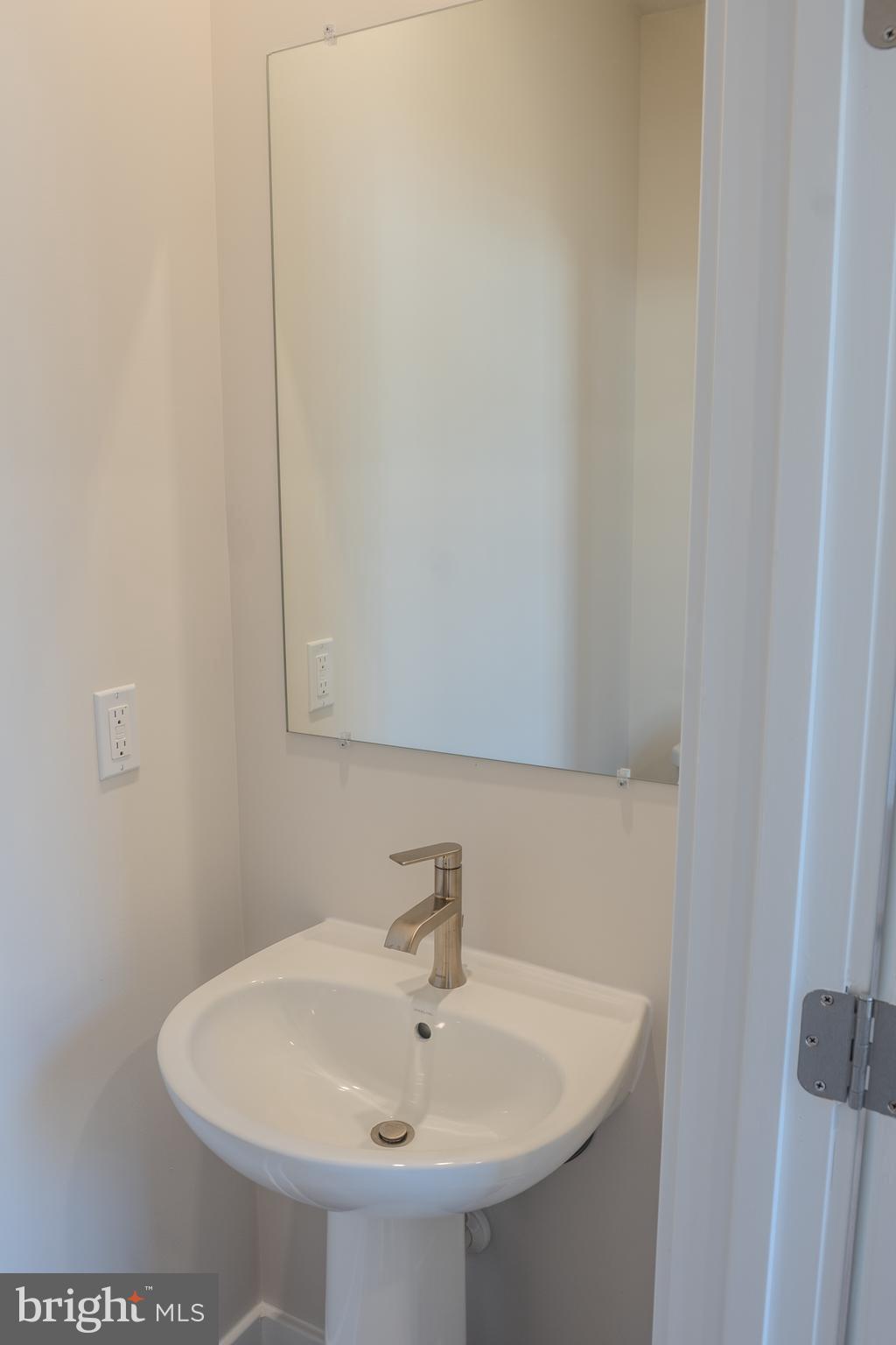 7606 River Reach Road Windsor Mill, MD 21244 - Photo 21 of 41