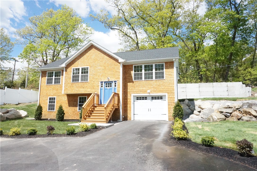 178 Highland Street Cranston, RI 02920 - Photo 1 of 34