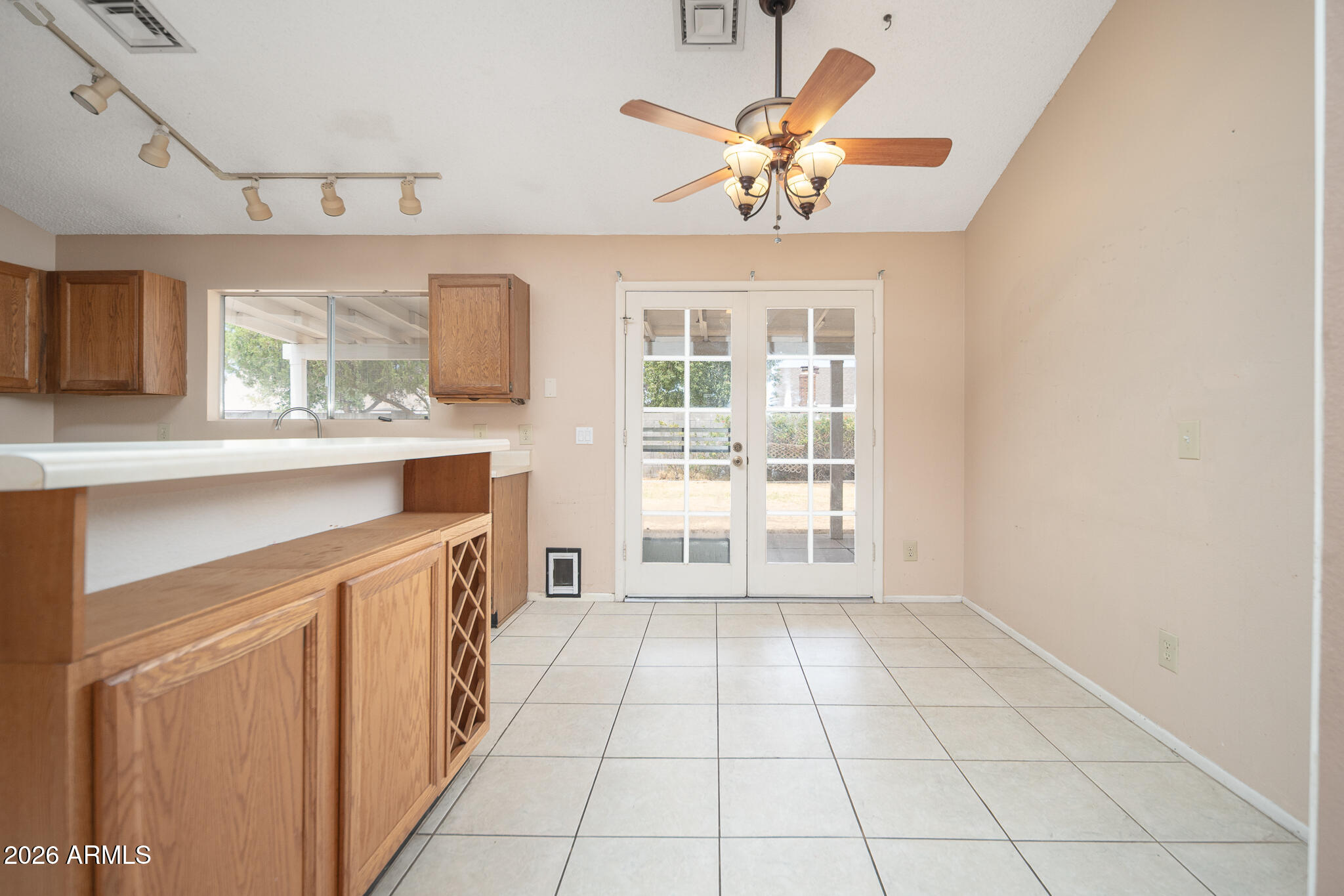 6432 West Grandview Road Glendale, AZ 85306 - Photo 9 of 38