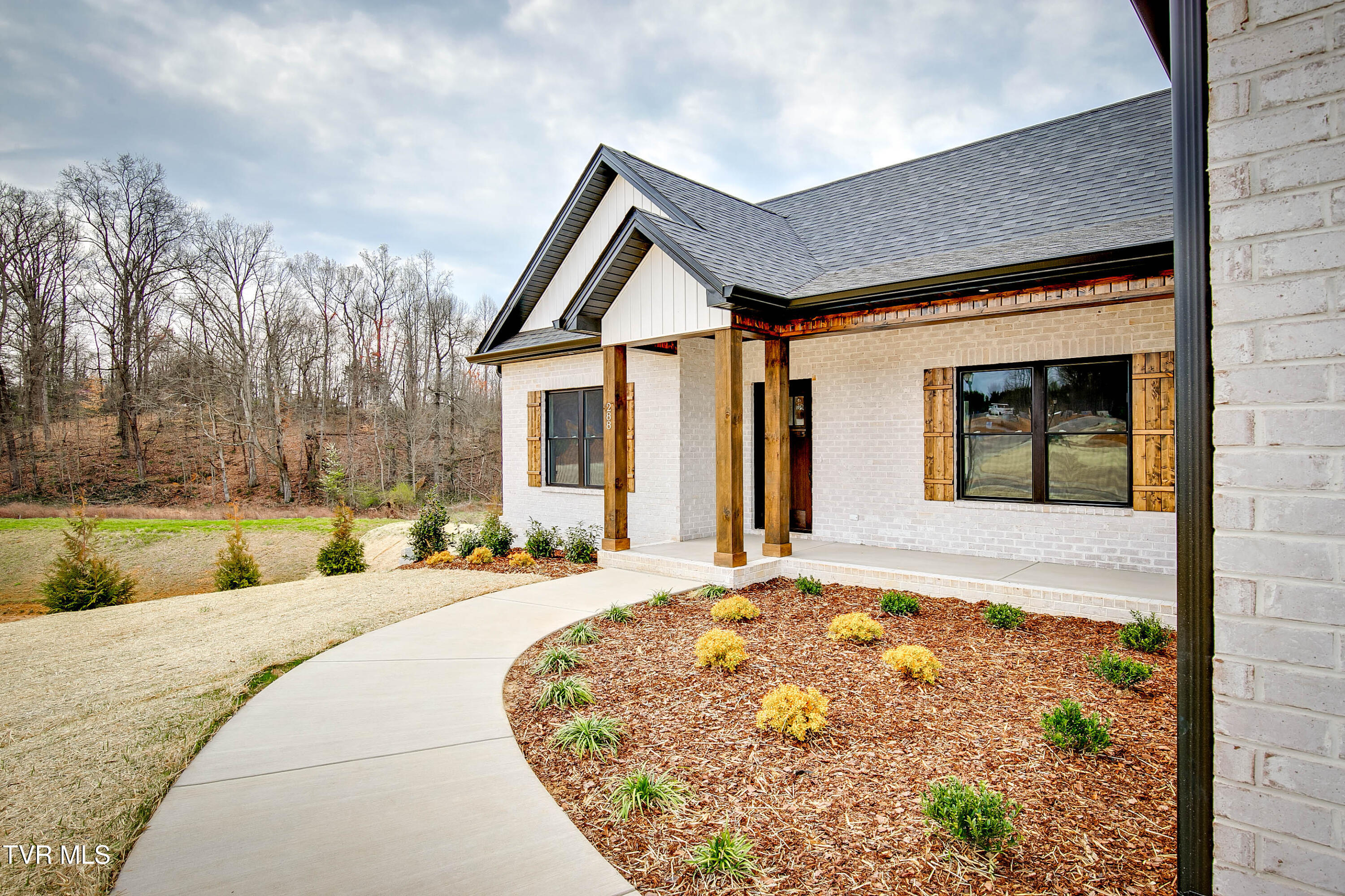 288 Ruby Rose Ridge Jonesborough, TN 37659 - Photo 4 of 32 IMG_4137-Edit