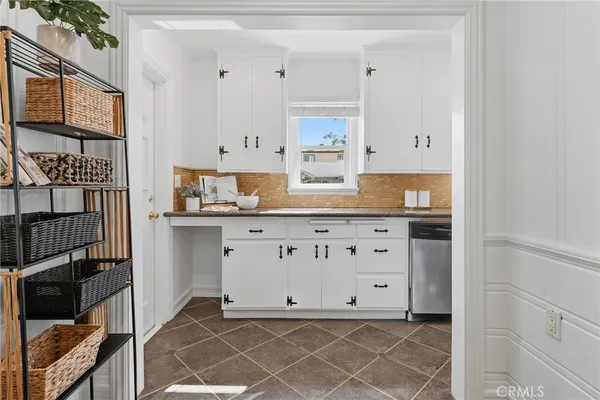 $1,159,000 | 14335 West Magnolia Boulevard, Sherman Oaks, CA 91423
