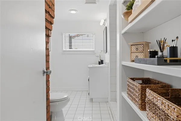 $1,159,000 | 14335 West Magnolia Boulevard, Sherman Oaks, CA 91423