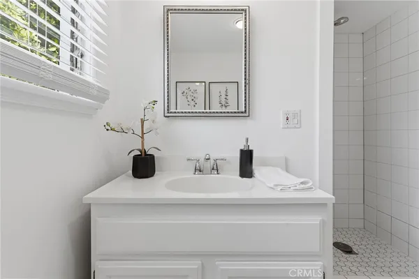 $1,159,000 | 14335 West Magnolia Boulevard, Sherman Oaks, CA 91423