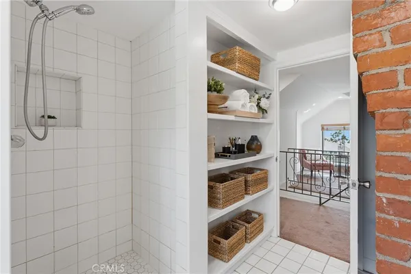 $1,159,000 | 14335 West Magnolia Boulevard, Sherman Oaks, CA 91423