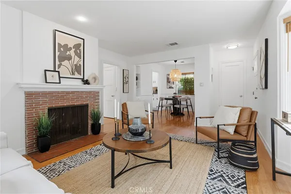 $1,159,000 | 14335 West Magnolia Boulevard, Sherman Oaks, CA 91423