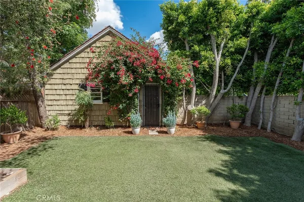 $1,159,000 | 14335 West Magnolia Boulevard, Sherman Oaks, CA 91423