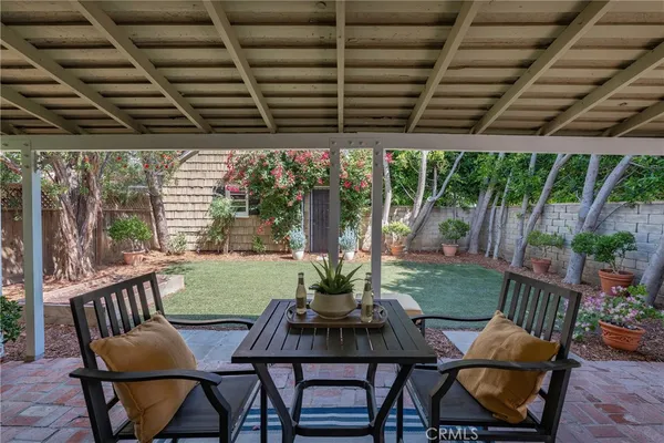 $1,159,000 | 14335 West Magnolia Boulevard, Sherman Oaks, CA 91423