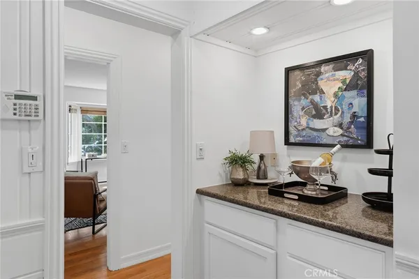 $1,159,000 | 14335 West Magnolia Boulevard, Sherman Oaks, CA 91423