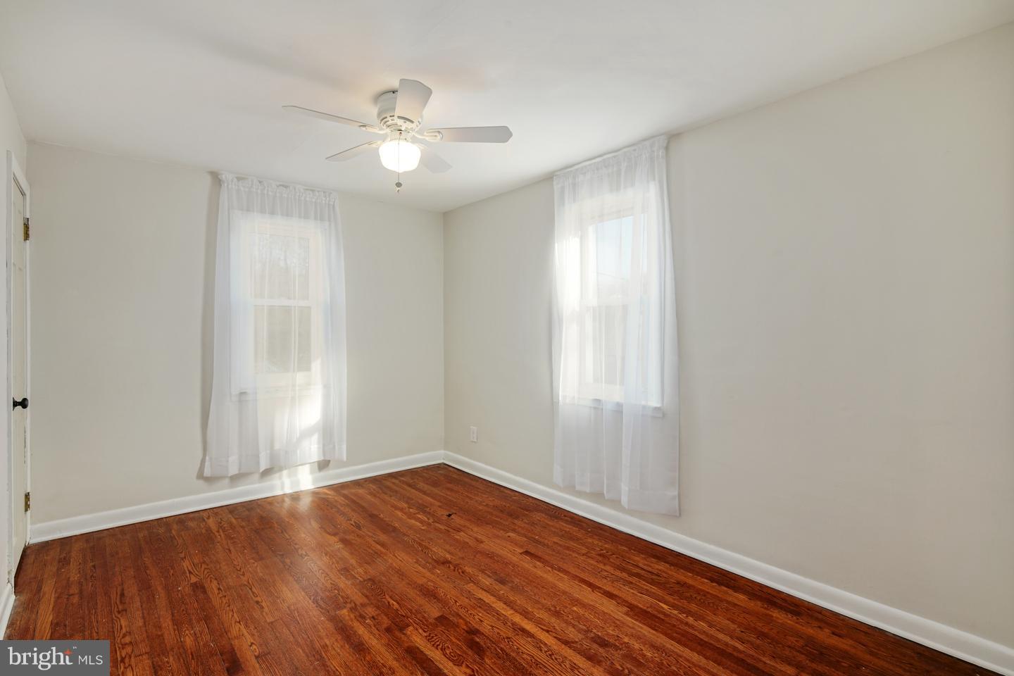 921 Thornton Road Boothwyn, PA 19061 - Photo 14 of 27